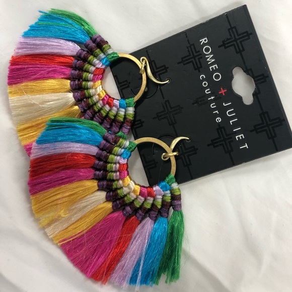 Romeo + Juliet earrings NWT - Picture 2 of 4